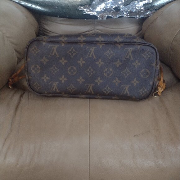 Louis Vuitton Neverfull petitรฉ PM in Monogram ๐ค - Picture 7 of 16
